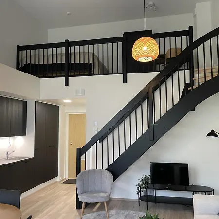 High-Ceilinged Apartment With Balcony Tampere Exterior photo
