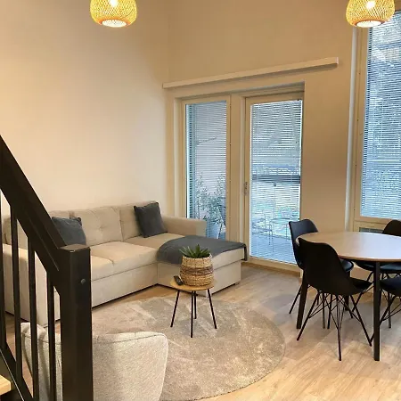 High-Ceilinged Apartment With Balcony Tampere Exterior photo